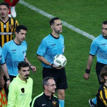diaititis_aek_oly.jpg