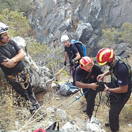 Χάθηκαν Ρώσοι τουρίστες στο φαράγγι του Ρίχτη