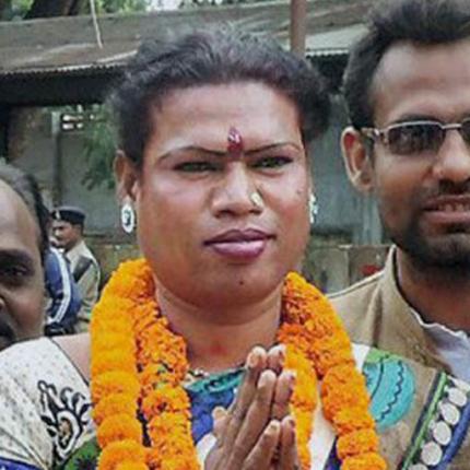 Η πρώτη διεμφυλική δήμαρχος στην Ινδία