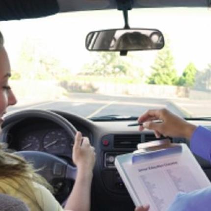 Ηλεκτρονικό... "σκονάκι" για δίπλωμα οδήγησης