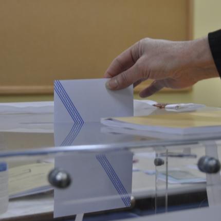 Δεν θα είναι υποψήφιος στις ερχόμενες εκλογές ο Απόστολος Κακλαμάνης