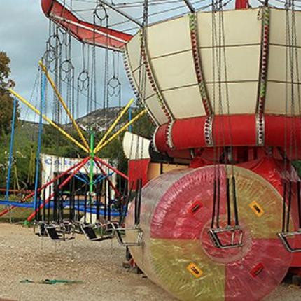 Κύκλωμα με περιοδεύοντα άκρως επικίνδυνα λούνα - παρκ στα χέρια της ΕΛ.ΑΣ