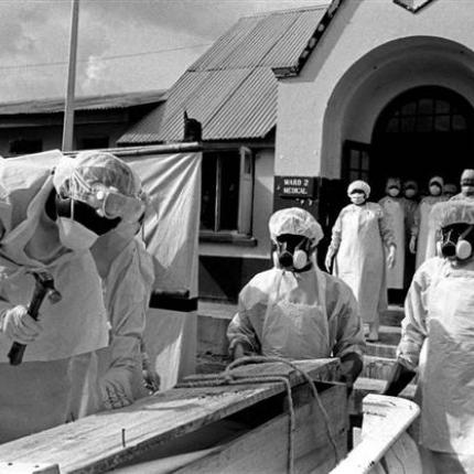 Έμπολα: Τρομο - σενάριο για μετάδοσή του ιού από αέρος