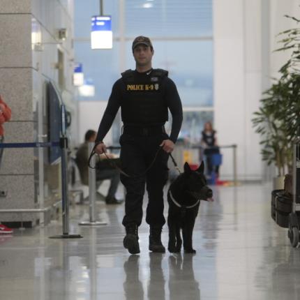 μετρα τρομοκρατια.jpg