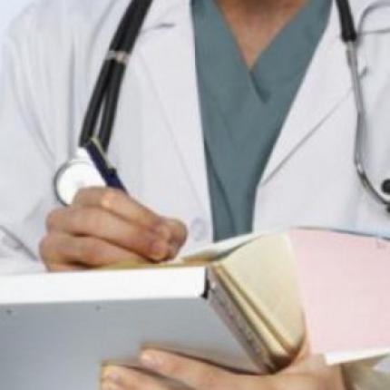 "Πάρτι" με πλαστές συνταγές από γιατρό του ΙΚΑ