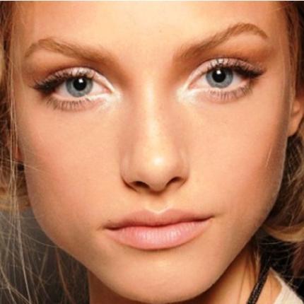 Μακιγιάζ για συνέντευξη