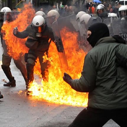 σύνταγμα επεισόδια