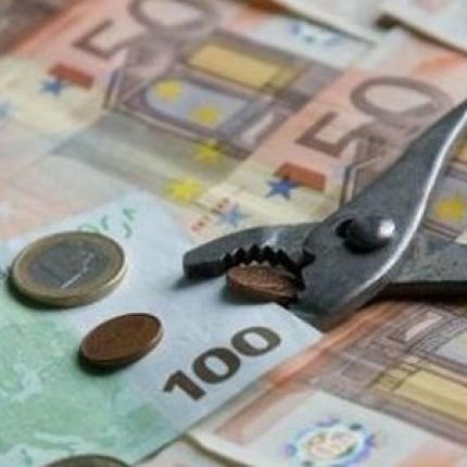 Η Κομισιόν "βάζει χέρι" στις ιδιωτικές καταθέσεις και τα αποθεματικά ταμείων