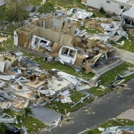 τυφώνας φανφόν