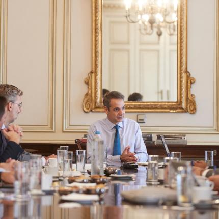 μητσοτακης μαξιμου.jpeg