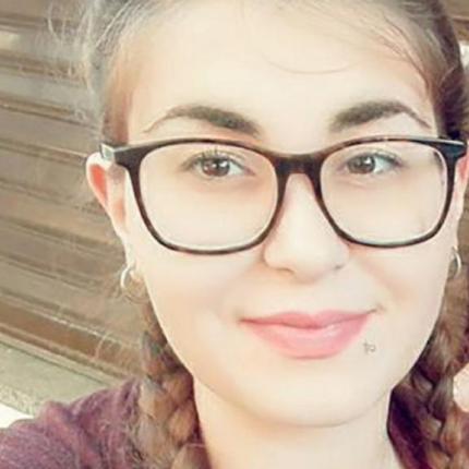 φοιτήτρια ρόδος