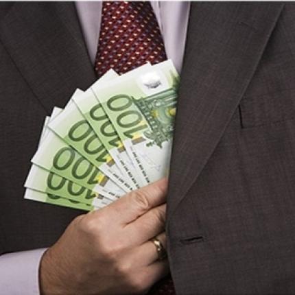 Είναι μόνον ο Λιάπης;