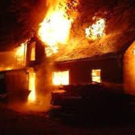 Τι σχέση έχει το φονικό με τις μαγκούρες και η πυρκαγιά στο Αντισκάρι;