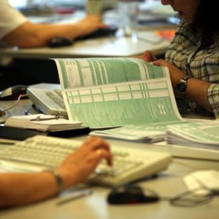 Καταργούνται η εκκαθαριστική ΦΠΑ και ανενεργά ή "ύποπτα" ΑΦΜ