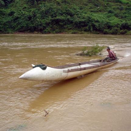 Ψαρόβαρκες από απομεινάρια αεροσκάφους!