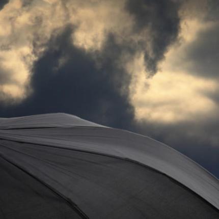 ομπρέλα,συννεφια