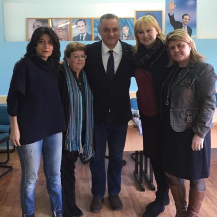 Ο Μανώλης Κεφαλογιάννης με τις γυναίκες της Νέας Δημοκρατίας