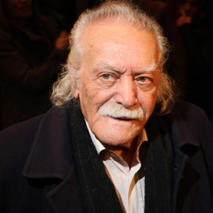 Γλέζος: «Διαφορά πολιτικού ήθους ανάμεσα σε Τσίπρα και Σαμαρά» 