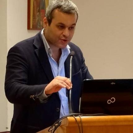 Χαρης μαμουλακης