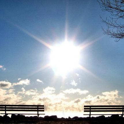 ήλιος με δόντια