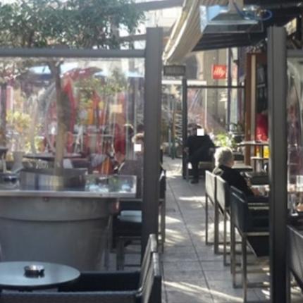 αυθαίρετη κατασκευή καφέ