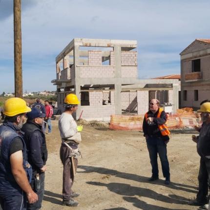 περιοδεία - οικοδόμοι 