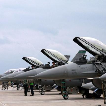 αμερικανικα αεροσκαφη.jpg