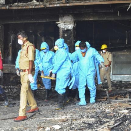 ινδία φωτιά