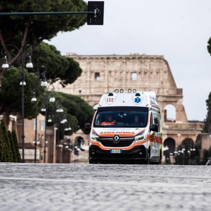 Ιταλία - οίκος ευγηρίας (EPA/ANGELO CARCONI)
