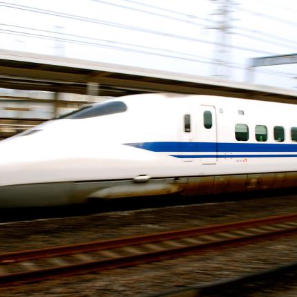 japan-high-speed-train.jpg