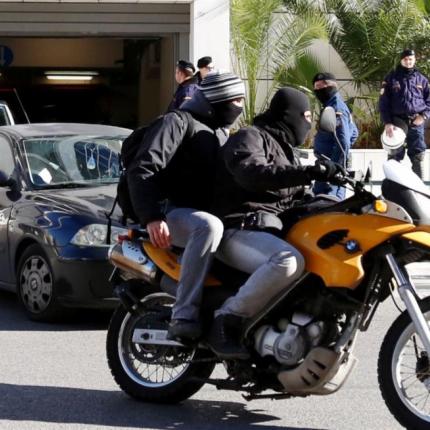 Προθεσμία για αύριο πήραν οι δύο κατηγορούμενοι ως συνεργοί του Χρ. Ξηρού