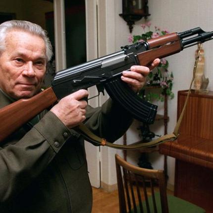 "Εγώ, ο Μιχαήλ Καλάσνικοφ ευθύνομαι για τόσους θανάτους;"