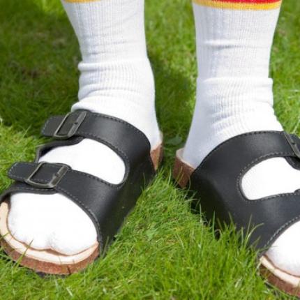 πεδιλο καλτσα γερμανια.jpg