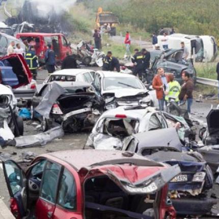 "Υπήρχε σήμανση δύο χιλιομέτρων στο σημείο της θανατηφόρας καραμπόλας"