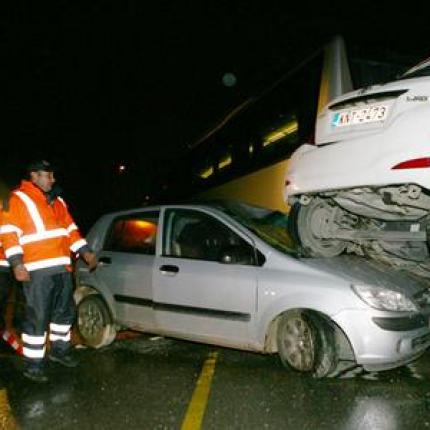 Πέντε συλλήψεις οδηγών για την καραμπόλα στο Σχηματάρι