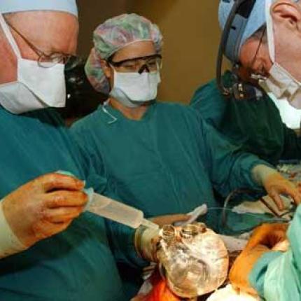 Ιατρική σούπερ κόλα "επιδιορθώνει" την καρδιά