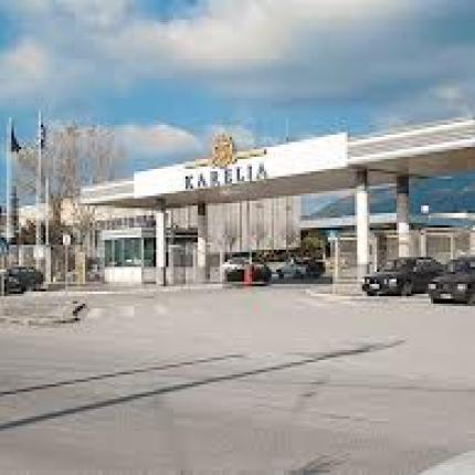 Δώρο 2,5 εκ. ευρώ στους εργαζόμενους της καπνοβιομηχανίας Καρέλια