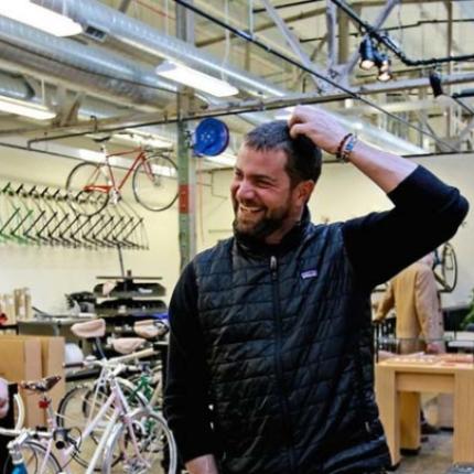 Τομ Καρτσωτης