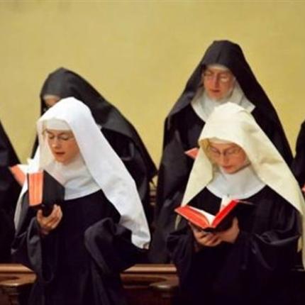 "Ο πελαργός έφερε" στην Καθολική Εκκλησία, ένα υγιέστατο αγοράκι