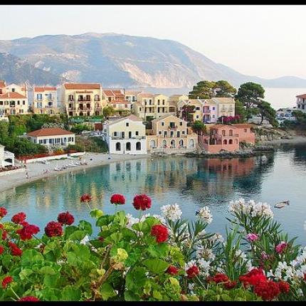 Η Κομισιόν ενισχύει τους σεισμοπαθείς της Κεφαλονιάς