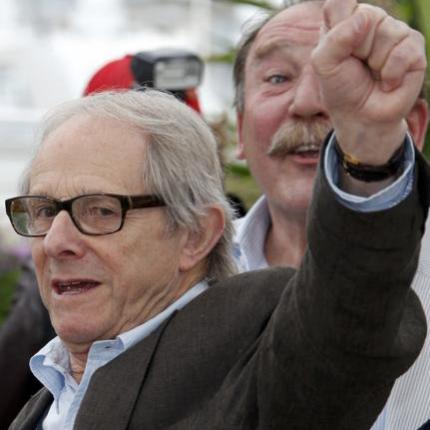 Ο σκηνοθέτης Κεν Λόουτς στο πλευρό των καθαριστριών του Υπ. Οικονομικών!