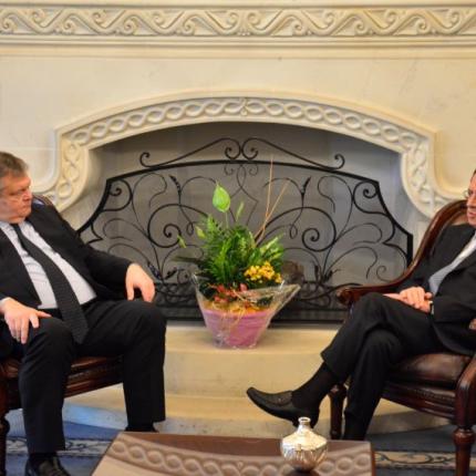 Βενιζέλος: Στέλνουμε φρεγάτα και υποβρύχιο στην Ανατ. Μεσόγειο