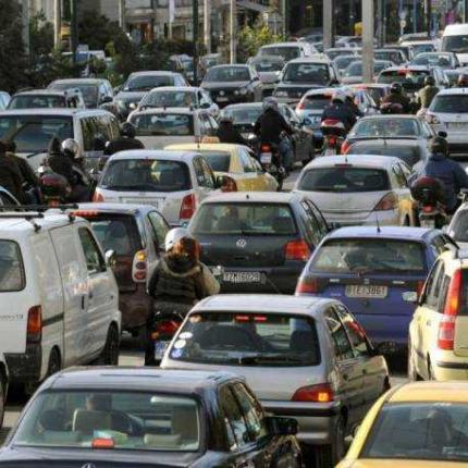 Κυκλοφοριακό πρόβλημα στην εθνική οδό Αθηνών - Λαμίας
