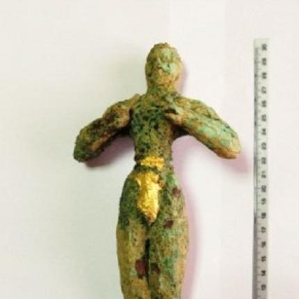 kouros_-_antigrafo.jpg