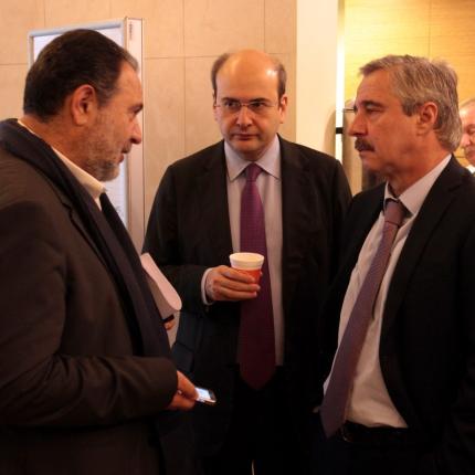 Με τους Υπουργούς Περιβάλλοντος και Ανάπτυξης συναντήθηκε ο Γ. Κουράκης 