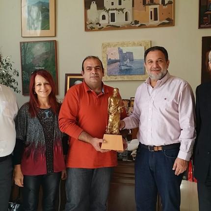 Στην Πλατεία του Ατσαλένιου το άγαλμα του Αναξαγόρα