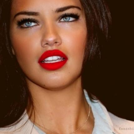 Ανοιξιάτικα χείλη για ... φίλημα