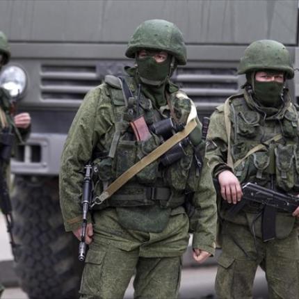 Πράσινο φώς για να χρησιμοποιήσουν τα όπλα τους πήραν οι στρατιώτες στην Κριμαία 