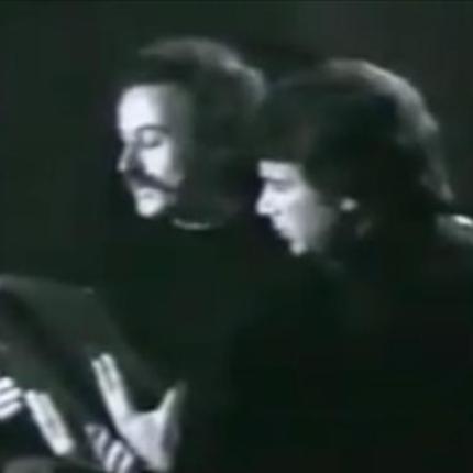 Η ζωή εν τάφω - Νίκος Ξυλούρης,Μανώλης Μητσιάς