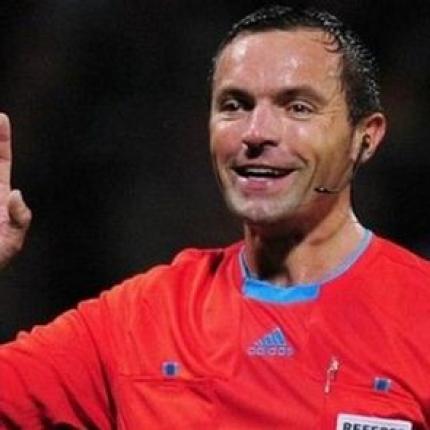 Ο Λανουά «σφυρίζει» το Ελλάδα - Β. Ιρλανδία